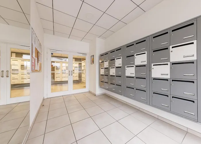 5 Le Loki - Tramway - Wifi Апартаменты *